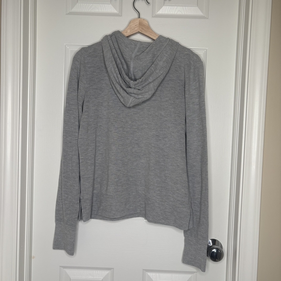 Gaiam Yoga Hoodie Womens Medium Lightweight Gray Heather Thumb Holes - Picture 2 of 4